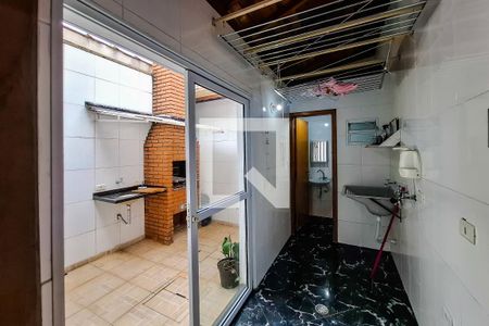 Casa à venda com 100m², 2 quartos e 1 vaga Casa à venda com 100m², 2 quartos e 1 vagaÁrea de Serviço