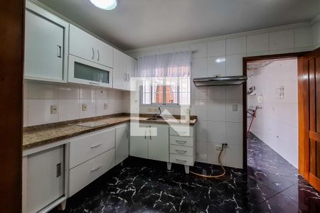 Casa à venda com 100m², 2 quartos e 1 vaga Casa à venda com 100m², 2 quartos e 1 vagaCozinha