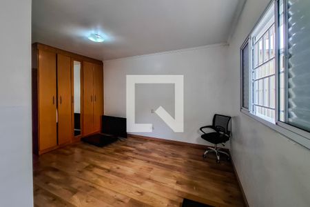 Casa à venda com 100m², 2 quartos e 1 vaga Casa à venda com 100m², 2 quartos e 1 vagaQuarto