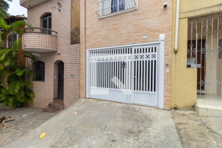 Casa à venda com 100m², 2 quartos e 1 vagaFachada