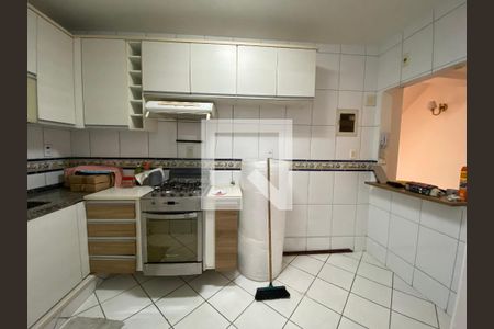Casa para alugar com 70m², 2 quartos e 1 vagaCozinha