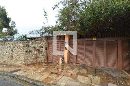 Casa à venda com 263m², 5 quartos e 4 vagasPlaquinha instalada