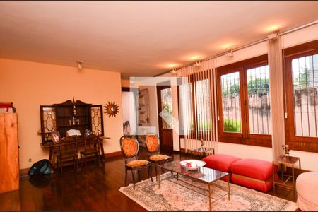 Sala de Tv de casa à venda com 5 quartos, 263m² em Santa Tereza, Belo Horizonte