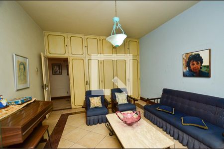 Casa à venda com 263m², 5 quartos e 4 vagasQuarto1