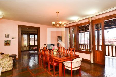 Sala de jantar de casa à venda com 5 quartos, 263m² em Santa Tereza, Belo Horizonte