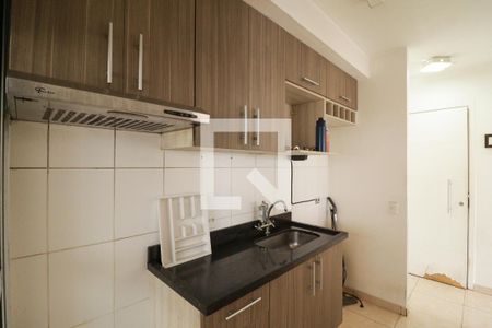 Apartamento à venda com 48m², 2 quartos e 1 vagaCozinha e Área de Serviço