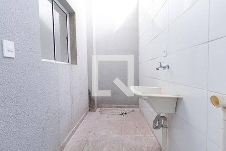 Apartamento para alugar com 47m², 2 quartos e sem vaga Apartamento para alugar com 47m², 2 quartos e sem vagaÁrea de Serviço