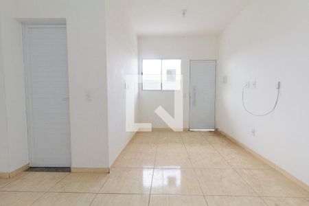 Sala e Cozinha de apartamento para alugar com 2 quartos, 47m² em Vila Ré, São Paulo