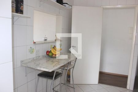 Apartamento à venda com 56m², 2 quartos e 1 vagaCozinha