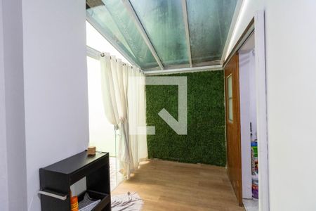 Apartamento à venda com 87m², 2 quartos e sem vaga Apartamento à venda com 87m², 2 quartos e sem vagaÁrea de Serviço - Corredor