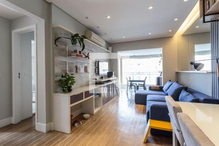 Sala de apartamento para alugar com 3 quartos, 89m² em Vila Olímpia, São Paulo