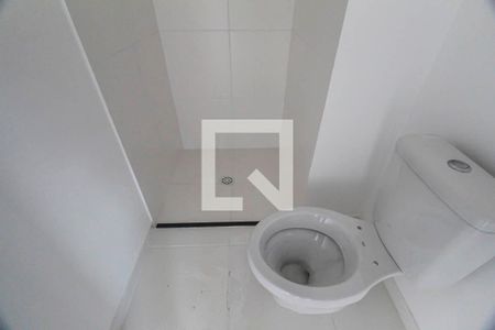 Apartamento à venda com 40m², 2 quartos e sem vaga Apartamento à venda com 40m², 2 quartos e sem vagaBanheiro