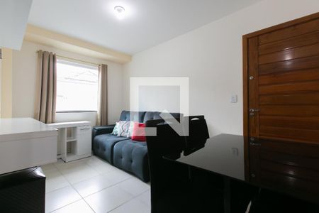 Sala de casa de condomínio para alugar com 2 quartos, 40m² em Parada Xv de Novembro, São Paulo