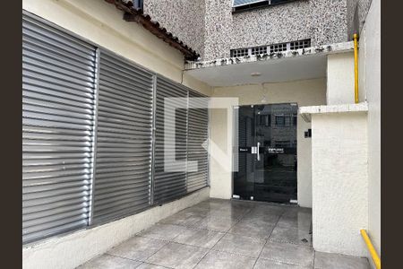 Apartamento à venda com 57m², 2 quartos e 1 vagaEntrada