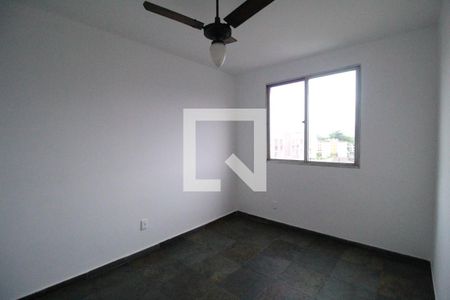 Quarto 1 de apartamento à venda com 2 quartos, 57m² em Taquara, Rio de Janeiro