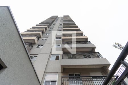 Apartamento à venda com 30m², 1 quarto e sem vaga Apartamento à venda com 30m², 1 quarto e sem vagaFachada