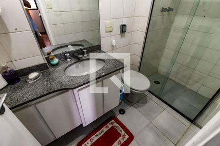 Apartamento para alugar com 185m², 4 quartos e 3 vagas Apartamento para alugar com 185m², 4 quartos e 3 vagasBanheiro da Suíte 2