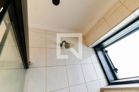 Apartamento para alugar com 185m², 4 quartos e 3 vagas Apartamento para alugar com 185m², 4 quartos e 3 vagasBanheiro da Suíte 1 - chuveiro