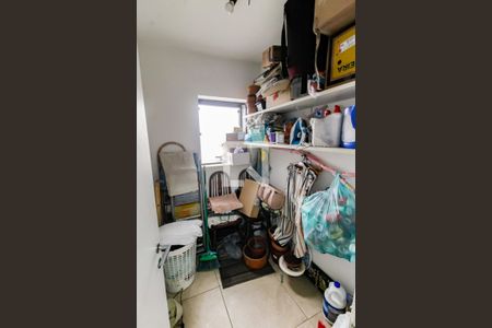 Apartamento para alugar com 185m², 4 quartos e 3 vagas Apartamento para alugar com 185m², 4 quartos e 3 vagasQuarto de Serviço