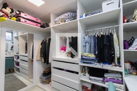 Casa à venda com 300m², 4 quartos e 2 vagas Casa à venda com 300m², 4 quartos e 2 vagasSuíte 2