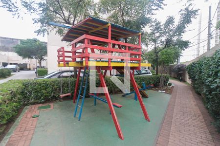 Apartamento para alugar com 63m², 3 quartos e 1 vaga Apartamento para alugar com 63m², 3 quartos e 1 vagaÁrea comum - Playground