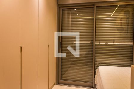 Apartamento à venda com 180m², 3 quartos e 3 vagasSuíte 2