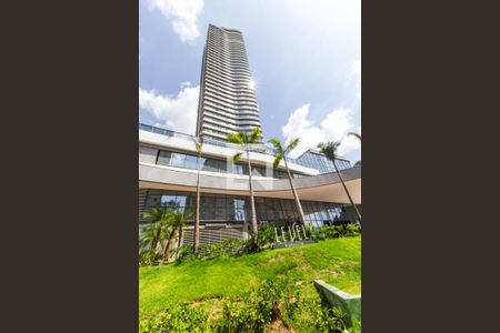 Apartamento à venda com 180m², 3 quartos e 3 vagasVista da Rua