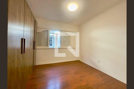 Casa à venda com 195m², 3 quartos e 2 vagas