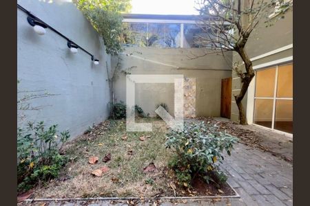 Casa à venda com 3 quartos, 195m² em Santo Amaro, São Paulo