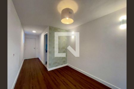 Casa à venda com 195m², 3 quartos e 2 vagas