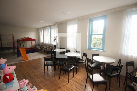 Apartamento à venda com 70m², 3 quartos e 1 vaga Apartamento à venda com 70m², 3 quartos e 1 vagaÁrea comum - Salão de festas 1