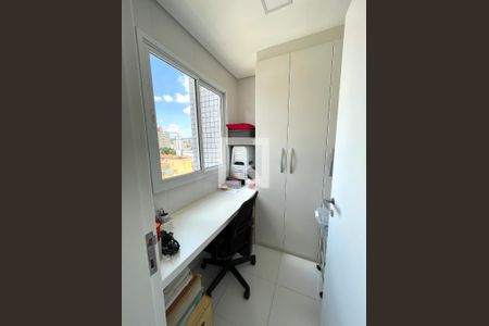 Apartamento à venda com 124m², 3 quartos e 2 vagas Apartamento à venda com 124m², 3 quartos e 2 vagasEscritório
