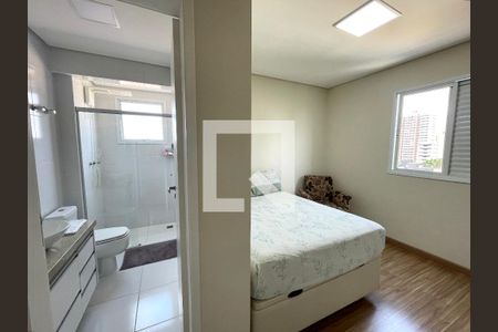 Apartamento à venda com 124m², 3 quartos e 2 vagas Apartamento à venda com 124m², 3 quartos e 2 vagasBanheiro Suíte 3