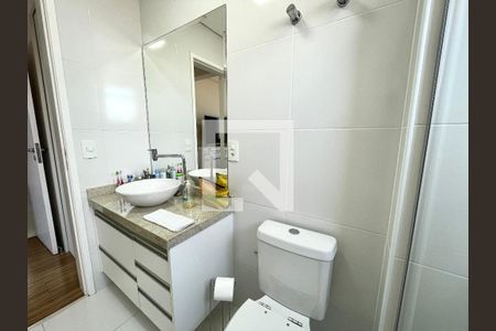 Apartamento à venda com 124m², 3 quartos e 2 vagas Apartamento à venda com 124m², 3 quartos e 2 vagasBanheiro Suíte 3