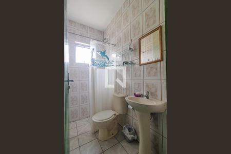 Casa à venda com 193m², 4 quartos e 2 vagasBanheiro de serviço