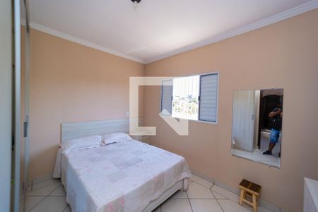 Casa à venda com 250m², 5 quartos e 4 vagas Casa à venda com 250m², 5 quartos e 4 vagasQuarto 2
