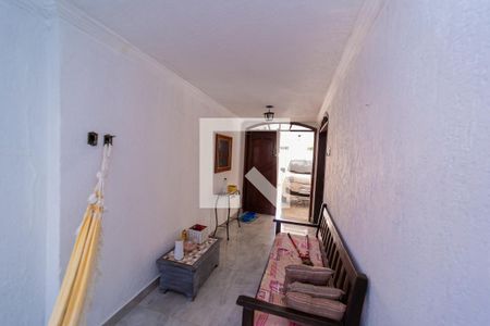 Casa à venda com 250m², 5 quartos e 4 vagas Casa à venda com 250m², 5 quartos e 4 vagasEntrada