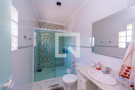 Casa à venda com 250m², 5 quartos e 4 vagas Casa à venda com 250m², 5 quartos e 4 vagasBanheiro do Quarto 2