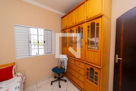 Casa à venda com 250m², 5 quartos e 4 vagas Casa à venda com 250m², 5 quartos e 4 vagasQuarto 5