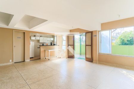Apartamento à venda com 48m², 1 quarto e 1 vaga Apartamento à venda com 48m², 1 quarto e 1 vagaÁrea comum - Salão de festas