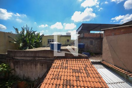 Casa para alugar com 90m², 2 quartos e 2 vagas Casa para alugar com 90m², 2 quartos e 2 vagasCozinha-vista