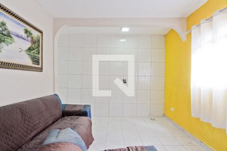 Casa para alugar com 2 quartos, 80m² em Vila Iorio, São Paulo