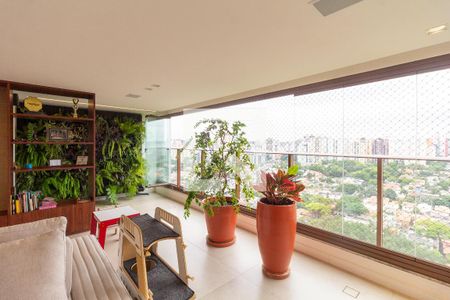 Apartamento à venda com 3 quartos, 146m² em Campo Belo, São Paulo