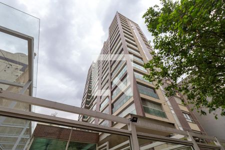 Apartamento à venda com 232m², 3 quartos e 4 vagasFachada