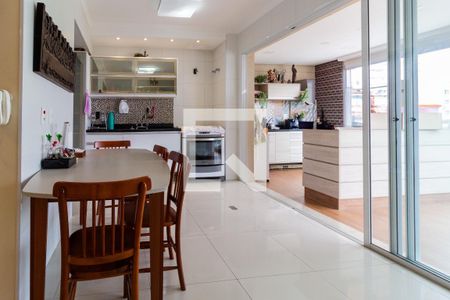 Apartamento à venda com 232m², 3 quartos e 4 vagasCozinha