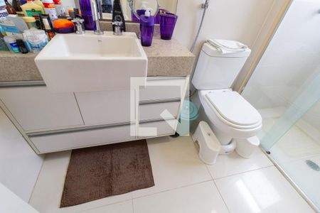 Apartamento à venda com 232m², 3 quartos e 4 vagasBanheiro da Suíte 1