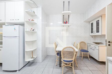 Apartamento para alugar com 118m², 3 quartos e 2 vagas Apartamento para alugar com 118m², 3 quartos e 2 vagasÁrea de serviço