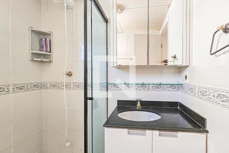 Apartamento para alugar com 118m², 3 quartos e 2 vagas Apartamento para alugar com 118m², 3 quartos e 2 vagasBanheiro