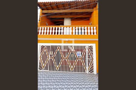 Casa para alugar com 250m², 3 quartos e 2 vagasFachada