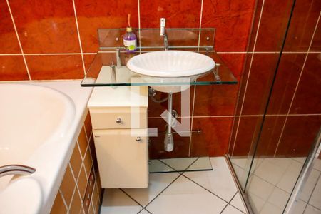 Casa para alugar com 250m², 3 quartos e 2 vagasBanheiro da Suíte 2